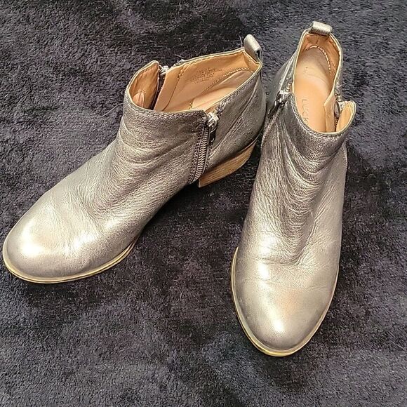 Lucky brand silver metallic double zipper booties, Size 7 - Picture 1 of 6